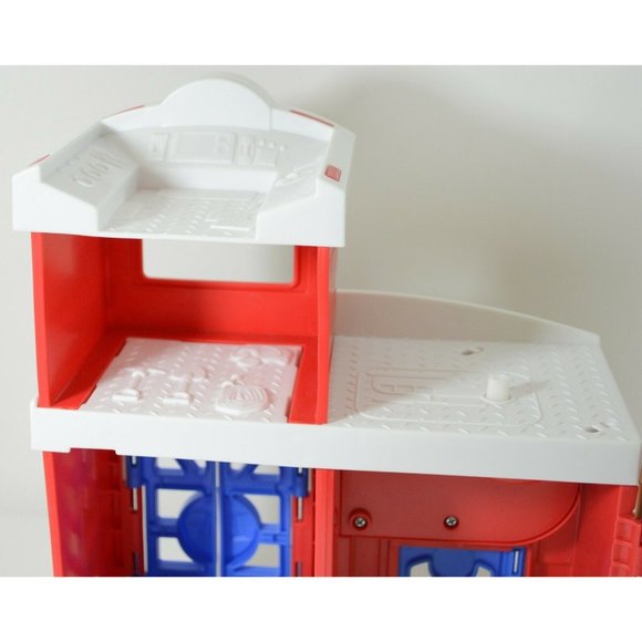 Fisher Price Little People Animal Rescue Adoption Center Playset Toy Incomplete - Picture 12 of 12